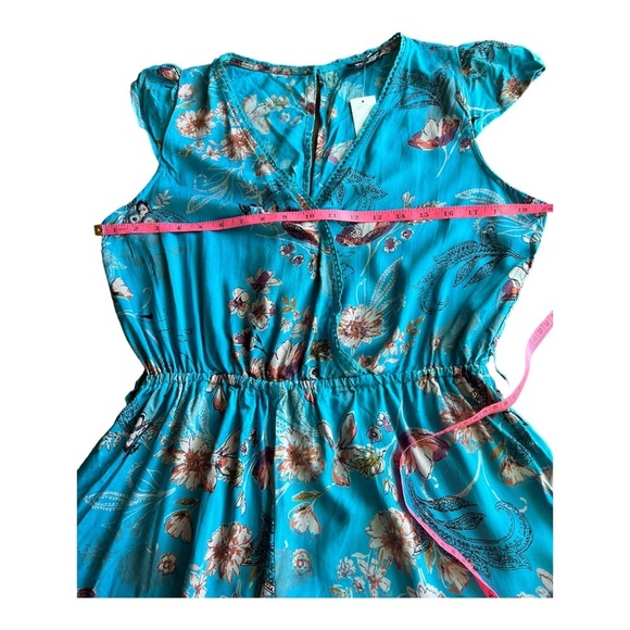 Francesca’s Collection Romper. Large. Belt is missing. - Picture 9 of 14